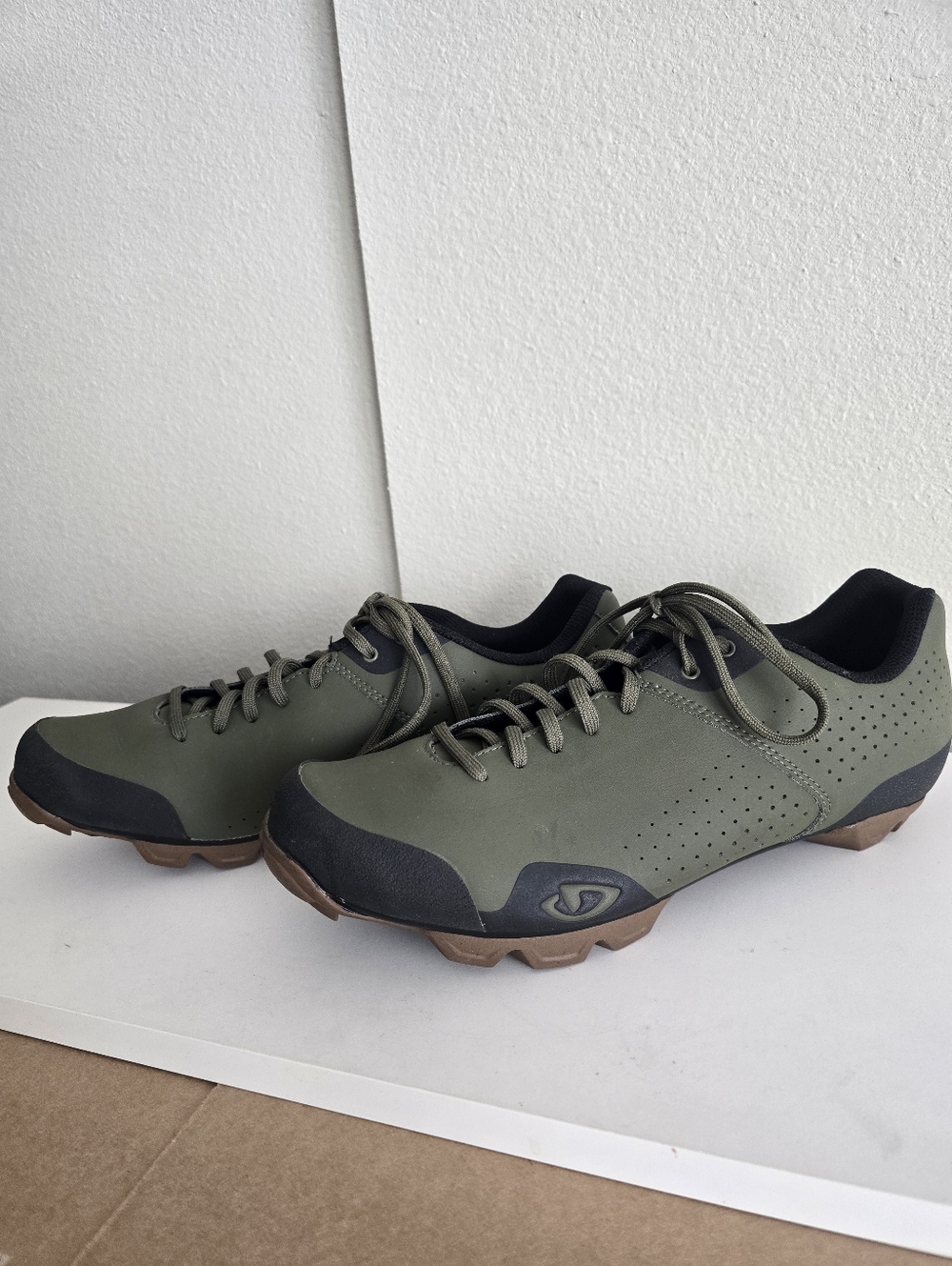 GIRO Privateer Lace Cycling Shoes Olive Green 43 USA 9.5